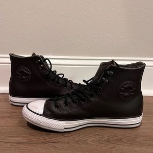 Unisex Brown Leather Converse